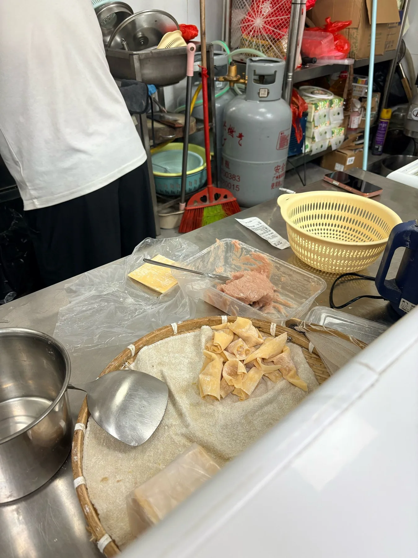 Photo 2 from Authentic Huaiji Wonton