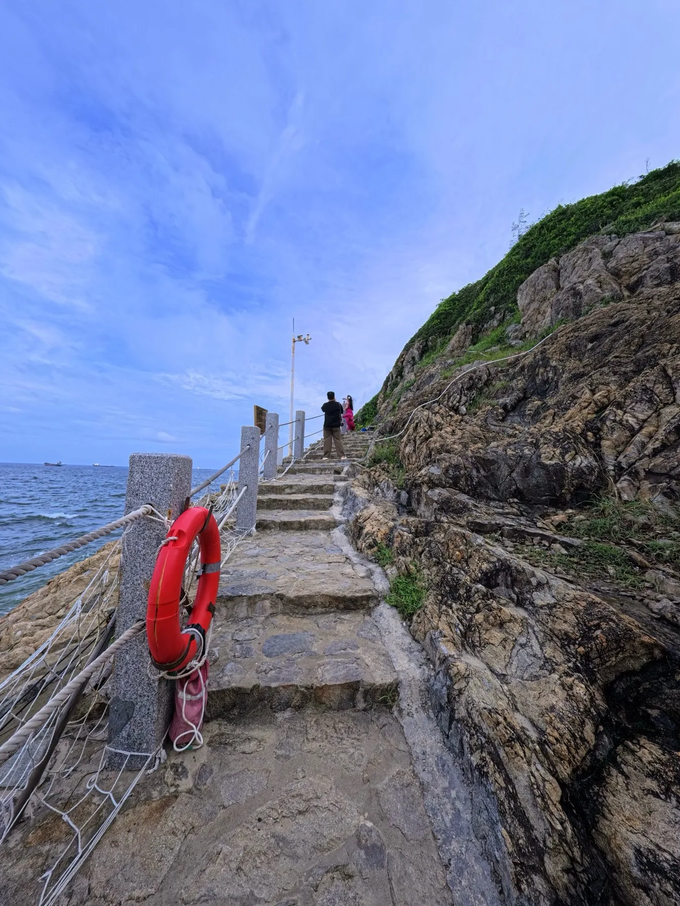 Photo 2 from Hailing Island - Cliff Walkway