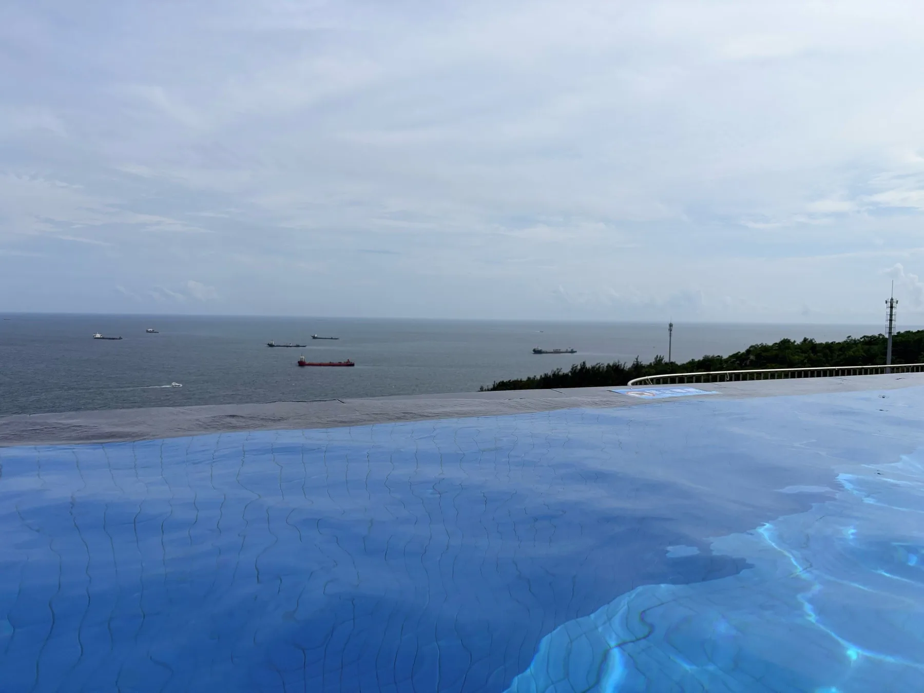 Photo 4 from Sky Pool